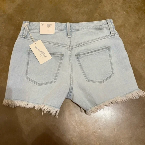 Target Universal Thread High Rise Short - Picture 4 of 4